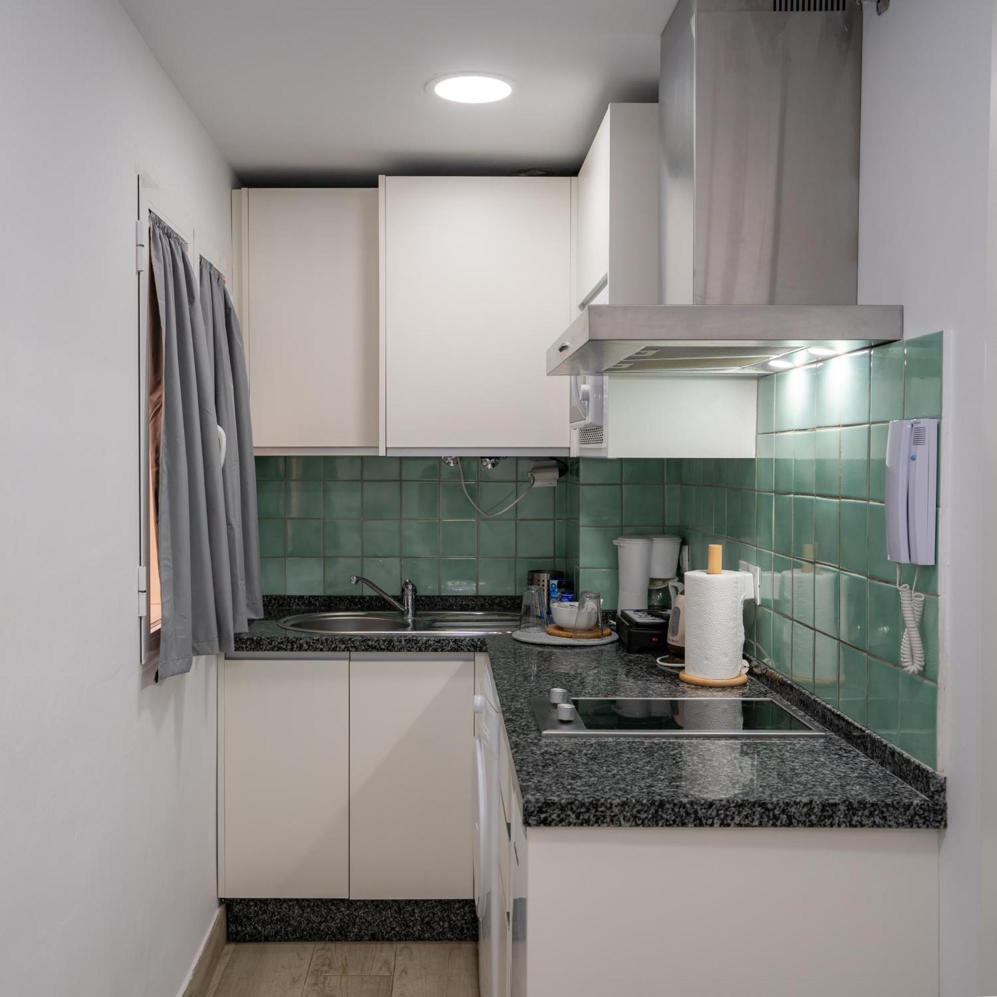 Playa Carihuela Estudio Rey El Carmen Торемолинос Екстериор снимка
